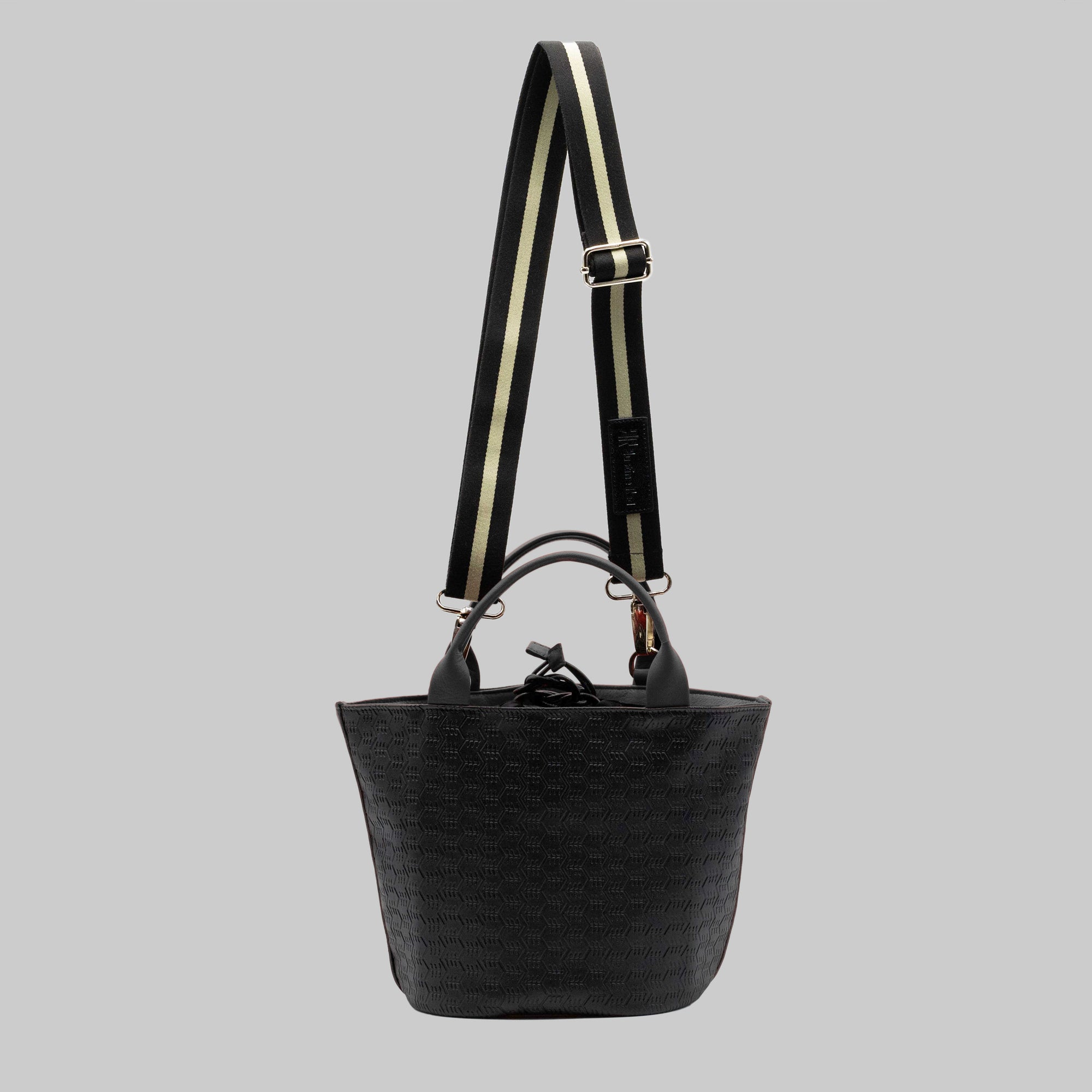 Le 600 Roadrunners Soft Top Smart Black